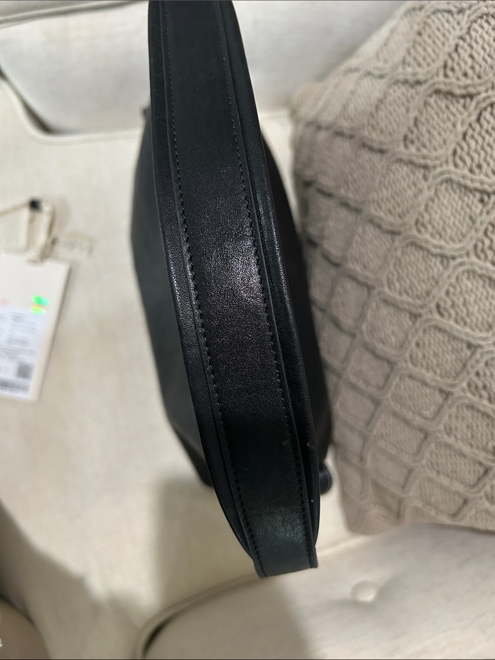 Songmont Medium Yore Hobo Bag - Onyx Black Leather ( Excellent Condition) - Picture 13 of 13